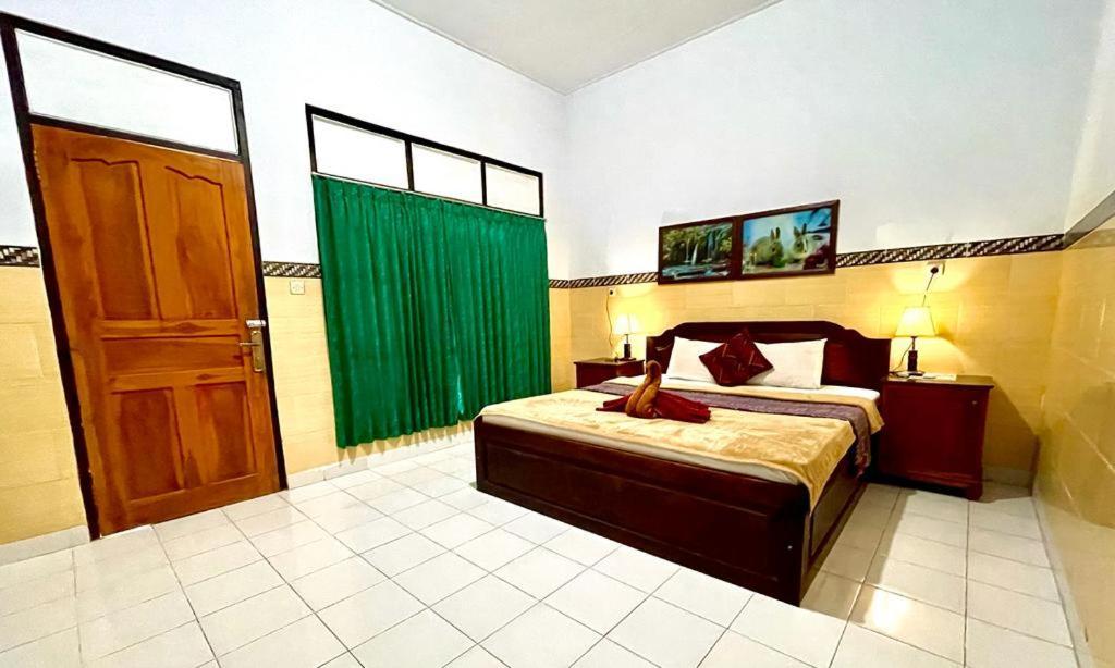 Lembongan Tropical Guesthouse Dış mekan fotoğraf